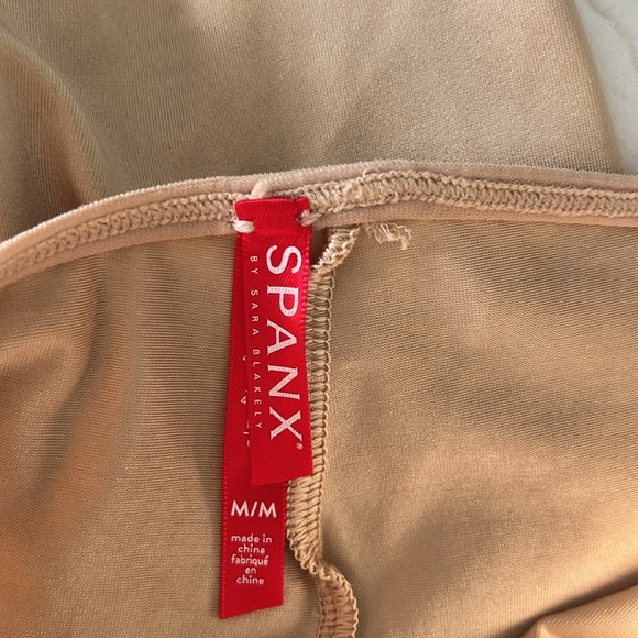 Spanx High Waist Seamless Shapewear Shorts Nude Tummy Control Med - Picture 4 of 5
